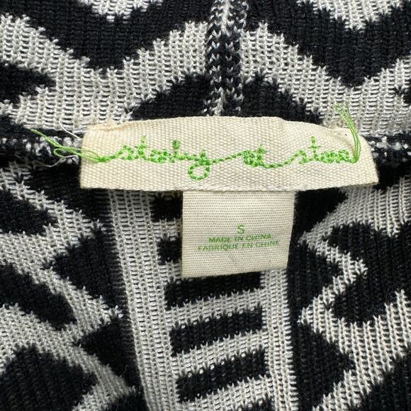 Staring At Stars Black & White Draped Sweater - Size Small - Picture 5 of 7